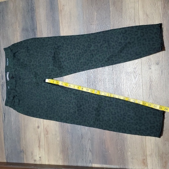 DL1961 green black snow leopard Florence cropped midrise instasculpt skinny jean - Picture 1 of 10